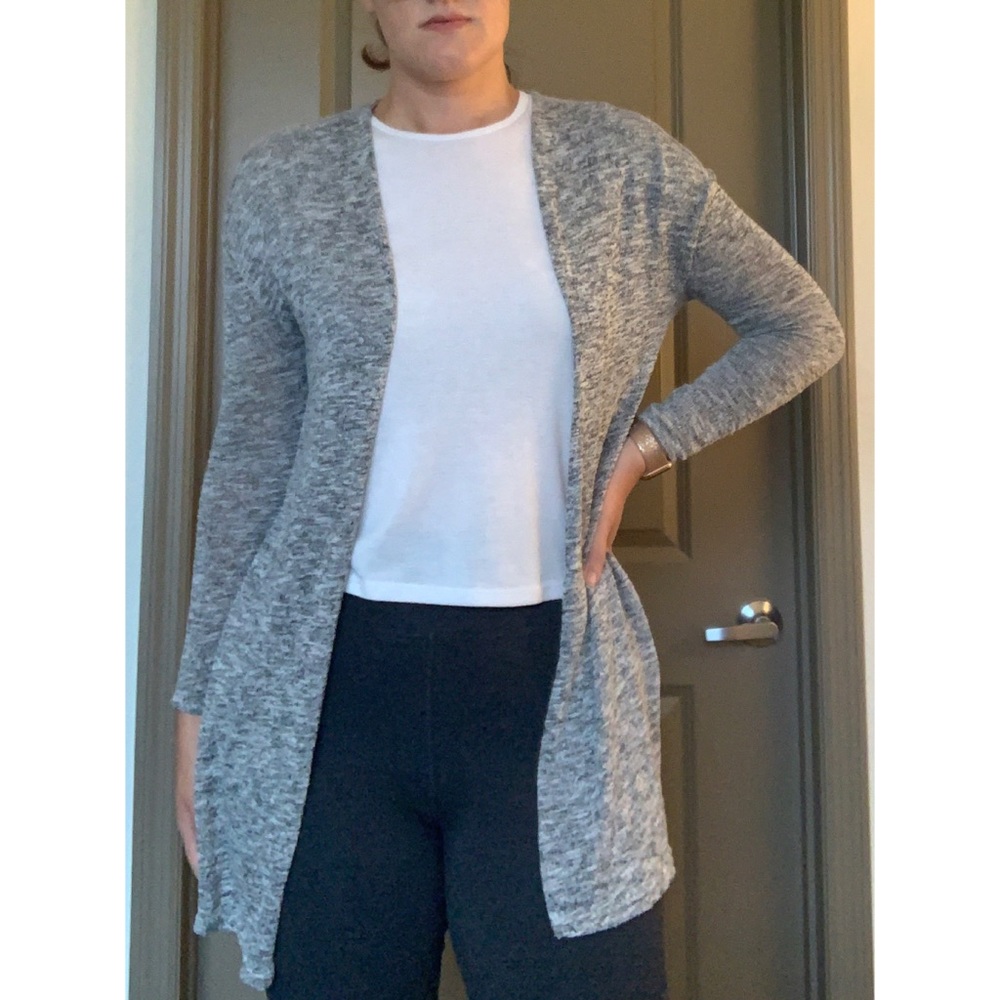 H&M Grey and White Cardigan